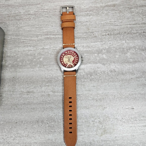 Indian Motorcycle Men's Watch Silver Tone Case Brown Leather Strap new - Picture 4 of 6